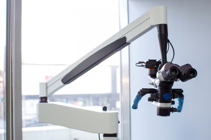 adjustable-stand-microscope-clinic_140725-7865 About HAYDU: Our Approach